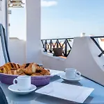 Casa Amonita, *