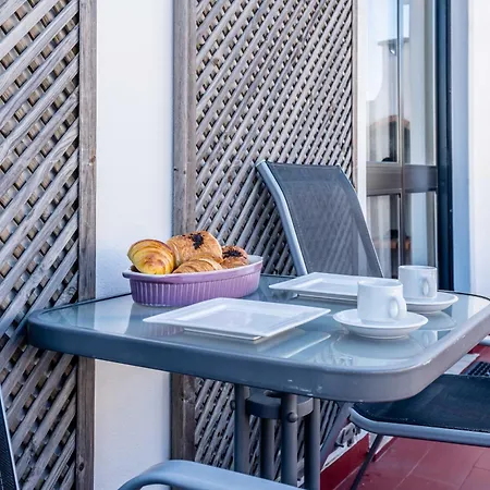 Casa Amonita, * Alvor