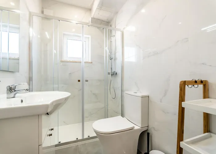 Casa Amonita, 알보르