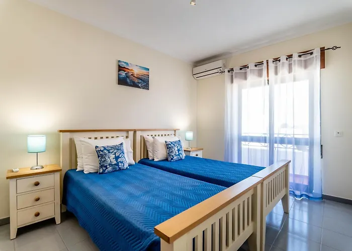 Casa Amonita, 아파트 알보르